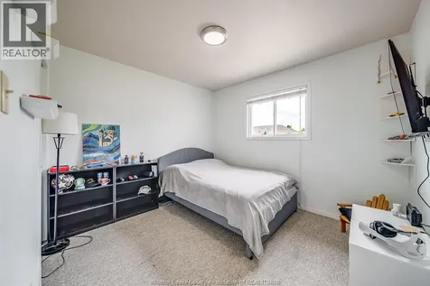 1425 Mickaila Crescent Tecumseh ON N8N 4Z2