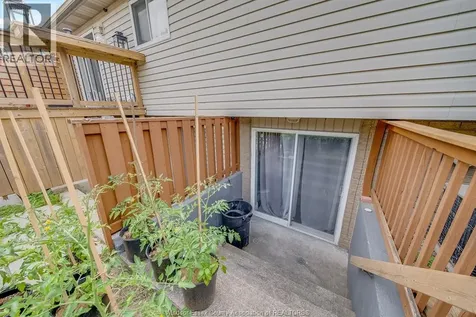 1425 Mickaila Crescent Tecumseh ON N8N 4Z2
