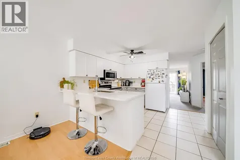 1425 Mickaila Crescent Tecumseh ON N8N 4Z2