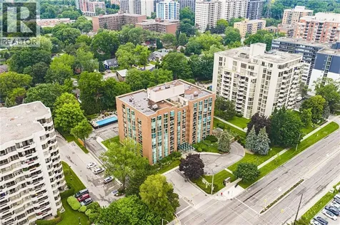 1225 North Shore Boulevard East Burlington ON L7S 1Z6