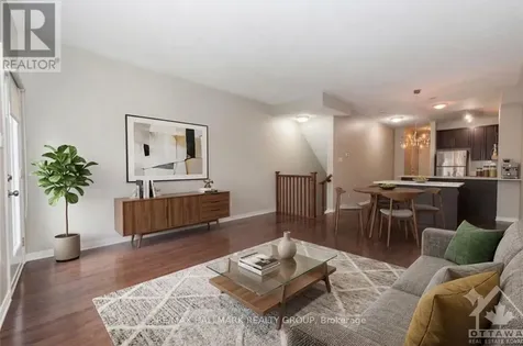 49 Jardin Private Ottawa ON K1K 2V8