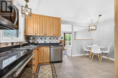 6417 St Louis Drive Ottawa ON K1C 2X9