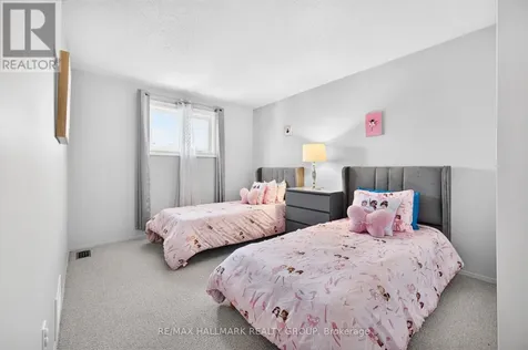 6417 St Louis Drive Ottawa ON K1C 2X9