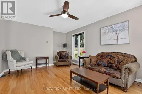13 Dorland Crescent Ottawa ON K2H 6E6