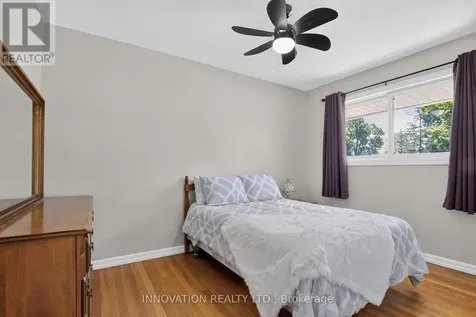 13 Dorland Crescent Ottawa ON K2H 6E6