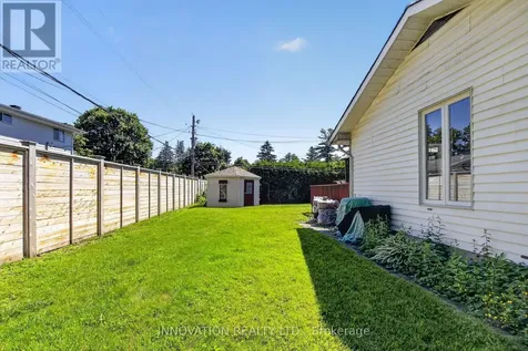13 Dorland Crescent Ottawa ON K2H 6E6