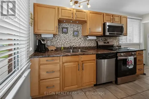 14 Raven Avenue St. Thomas ON N5R 5L1