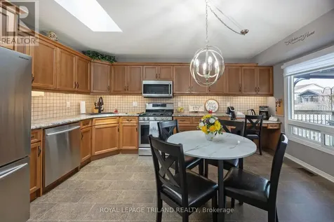 31 Neal Avenue St. Thomas ON N5R 6B5