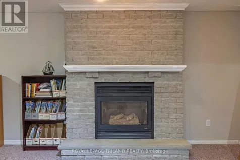 31 Neal Avenue St. Thomas ON N5R 6B5