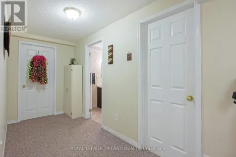 31 Neal Avenue St. Thomas ON N5R 6B5