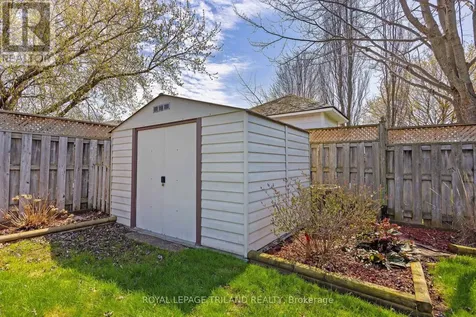 31 Neal Avenue St. Thomas ON N5R 6B5