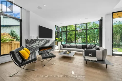 7 Whitelaw Court Markham (grandview) ON L3T 5E6