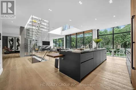 7 Whitelaw Court Markham (grandview) ON L3T 5E6