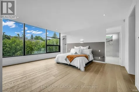 7 Whitelaw Court Markham (grandview) ON L3T 5E6