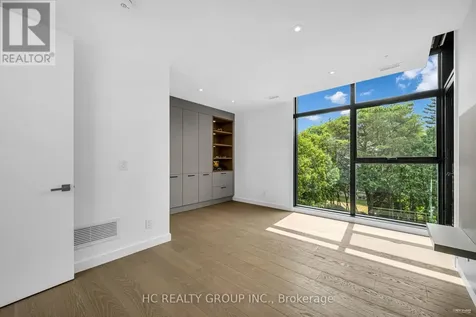7 Whitelaw Court Markham (grandview) ON L3T 5E6