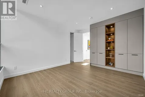 7 Whitelaw Court Markham (grandview) ON L3T 5E6