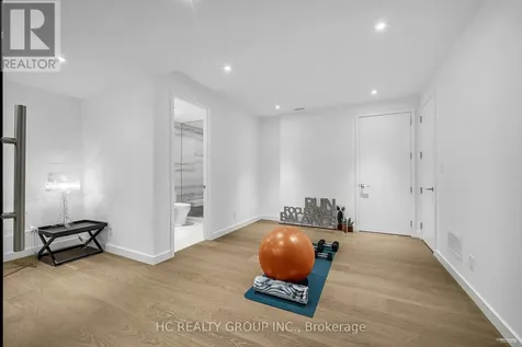 7 Whitelaw Court Markham (grandview) ON L3T 5E6