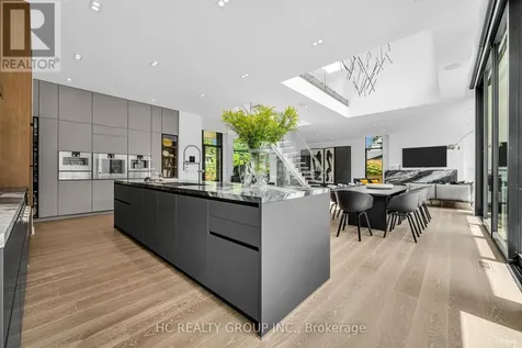7 Whitelaw Court Markham (grandview) ON L3T 5E6