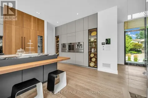 7 Whitelaw Court Markham (grandview) ON L3T 5E6