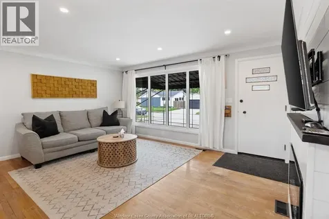 1600 St. Gabriel Windsor ON N9E 1P1
