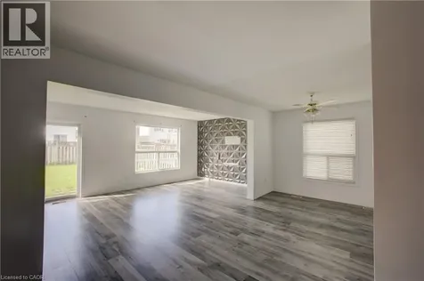 271 Highbrook Crescent Kitchener ON N2E 3S6