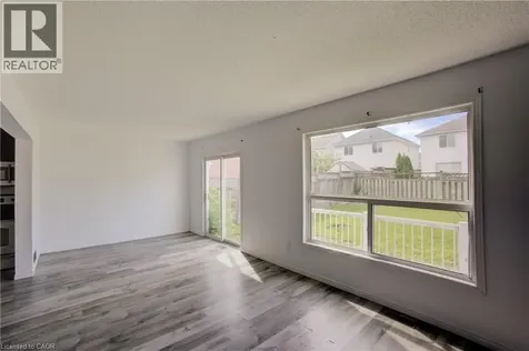 271 Highbrook Crescent Kitchener ON N2E 3S6