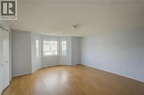 271 Highbrook Crescent Kitchener ON N2E 3S6