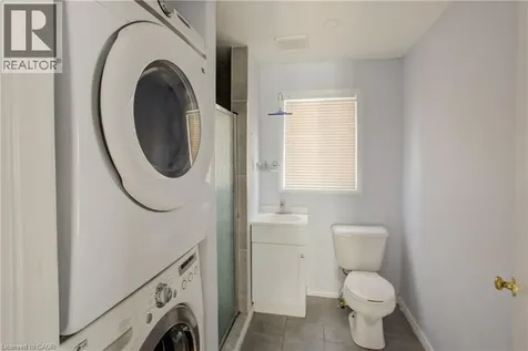 271 Highbrook Crescent Kitchener ON N2E 3S6