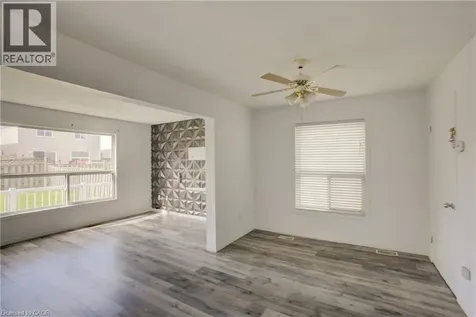 271 Highbrook Crescent Kitchener ON N2E 3S6