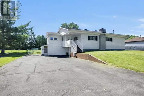 6898 Mitch Owens Road Ottawa ON K4P 1C5