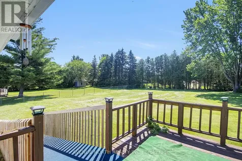 6898 Mitch Owens Road Ottawa ON K4P 1C5