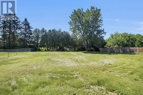 6898 Mitch Owens Road Ottawa ON K4P 1C5