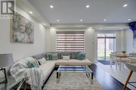 12 Mclaren Avenue Brantford ON N3T 0T3