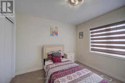 12 Mclaren Avenue Brantford ON N3T 0T3