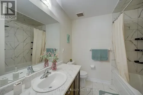 12 Mclaren Avenue Brantford ON N3T 0T3