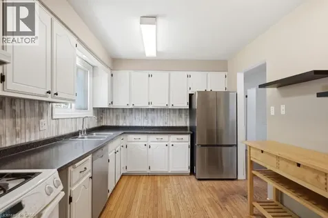 14 Gateway Drive Guelph ON N1H 6W8