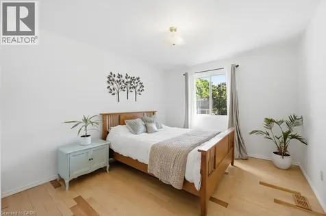 14 Gateway Drive Guelph ON N1H 6W8
