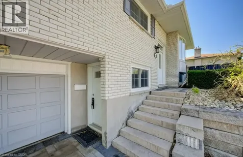682 Glen Forrest Boulevard Waterloo ON N2L 4K6