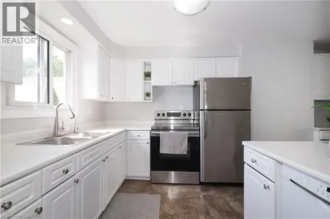 165 Green Valley Drive Kitchener ON N2P 1K3
