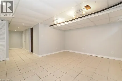 165 Green Valley Drive Kitchener ON N2P 1K3