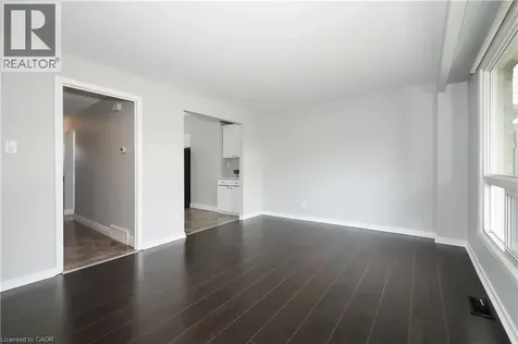 165 Green Valley Drive Kitchener ON N2P 1K3