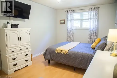 33 Mergl Drive Port Dover ON N0A 1N4