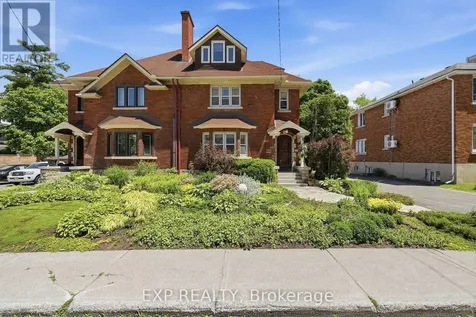 421 Hamilton Avenue South Ottawa ON K1Y 1E2