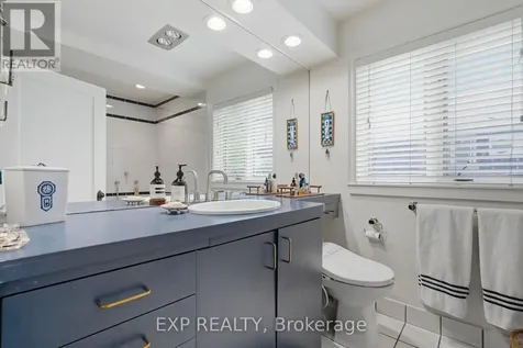 421 Hamilton Avenue South Ottawa ON K1Y 1E2