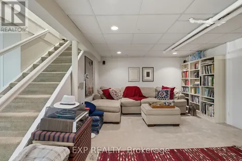421 Hamilton Avenue South Ottawa ON K1Y 1E2