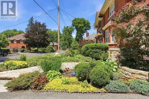 421 Hamilton Avenue South Ottawa ON K1Y 1E2