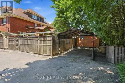 421 Hamilton Avenue South Ottawa ON K1Y 1E2