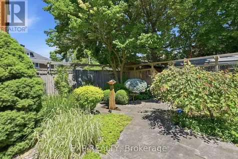 421 Hamilton Avenue South Ottawa ON K1Y 1E2