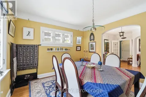 421 Hamilton Avenue South Ottawa ON K1Y 1E2