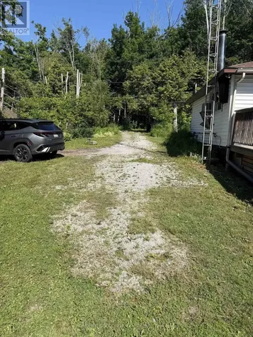 15 Poplar Crescent Oro-medonte ON L0L 1T0